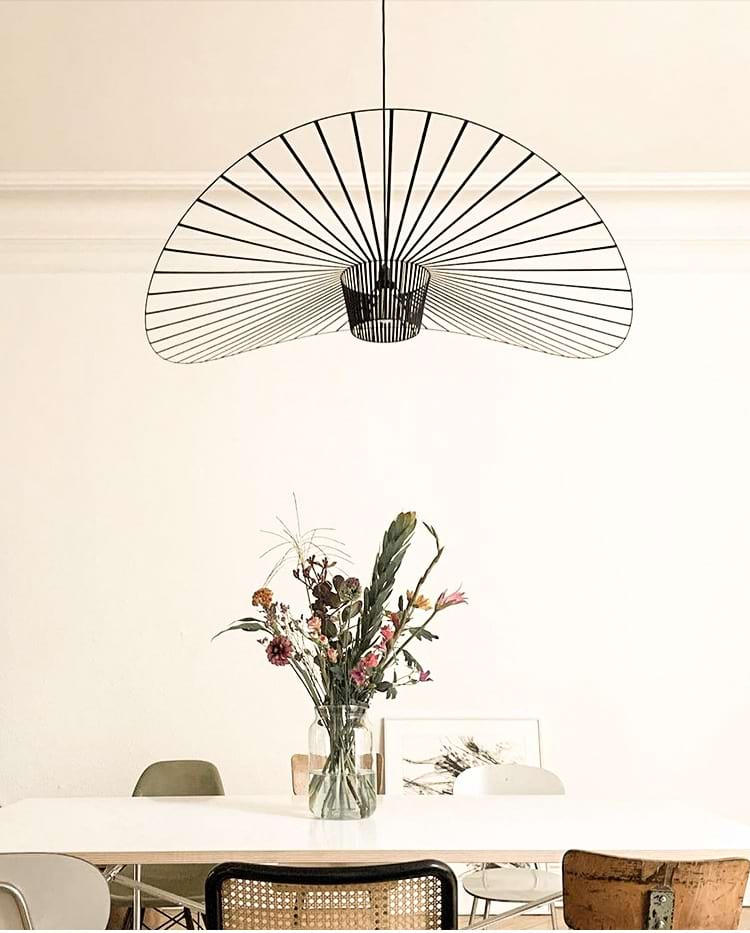 Vertigo pendant light